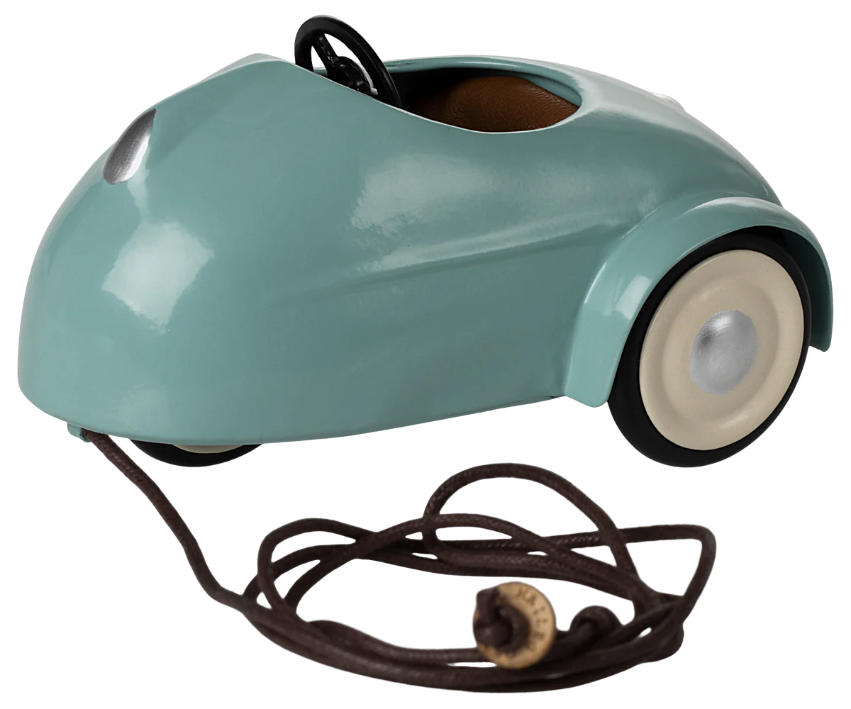 Car, Mouse