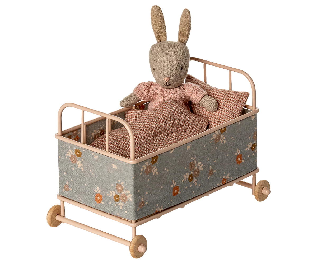 Cot Bed, Micro