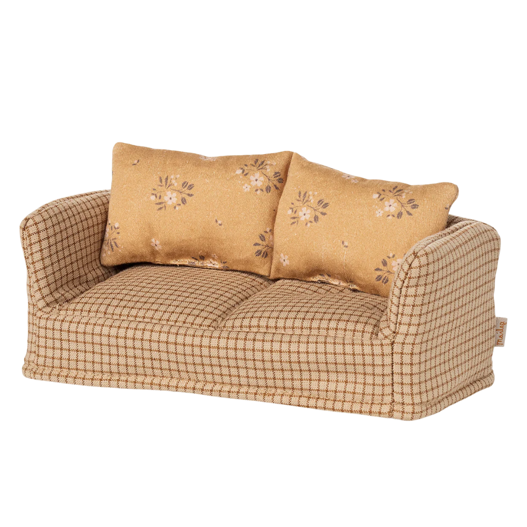 Couch, Mouse
