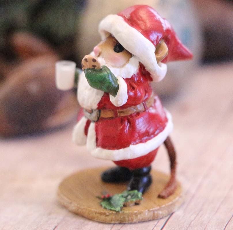 Snacking Santa M-716