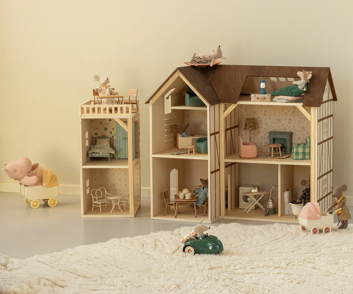 Wallpaper, Mouse Hole Farmhouse Annex