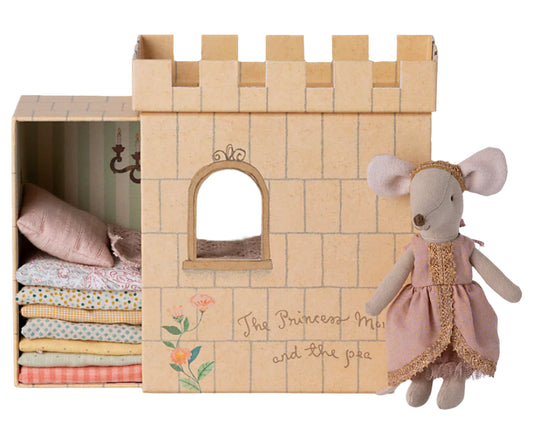 Princess and the Pea, Big Sister Mouse