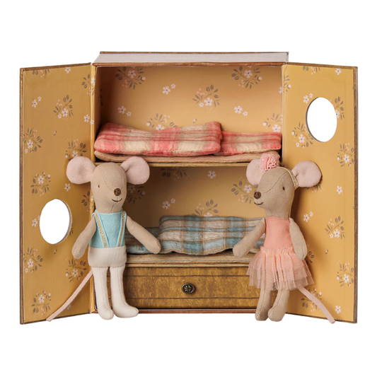 PREORDER: Ballet Mice in Dance Studio, Little Sister and Brother (Expected: 08/01/26)