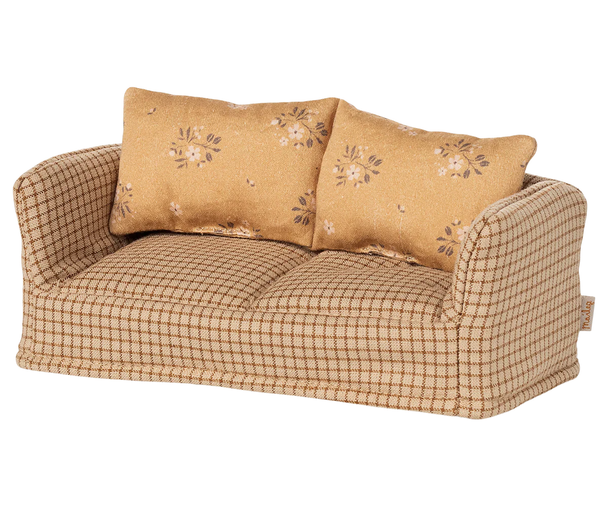 Couch, Mouse