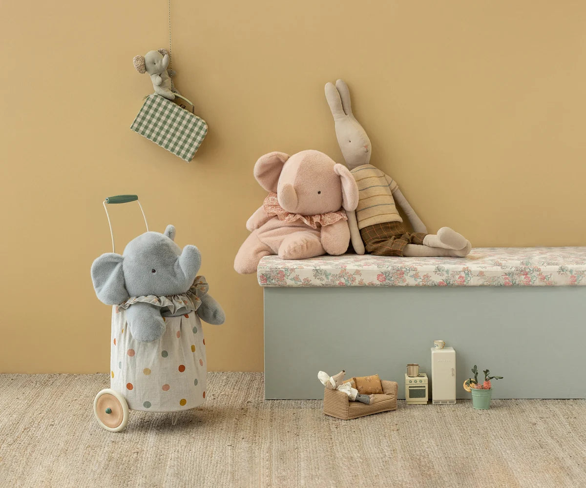 Elephant Plush, Big (Powder)
