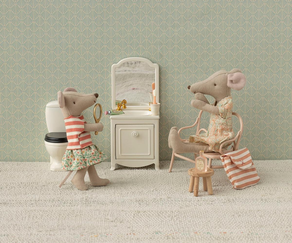 Sink Dresser with Mirror, Mouse (Off White)