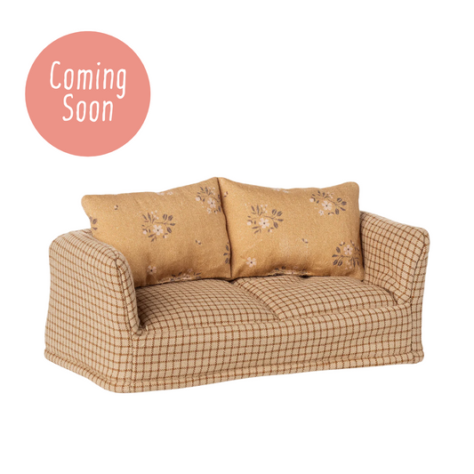 Couch, Mouse