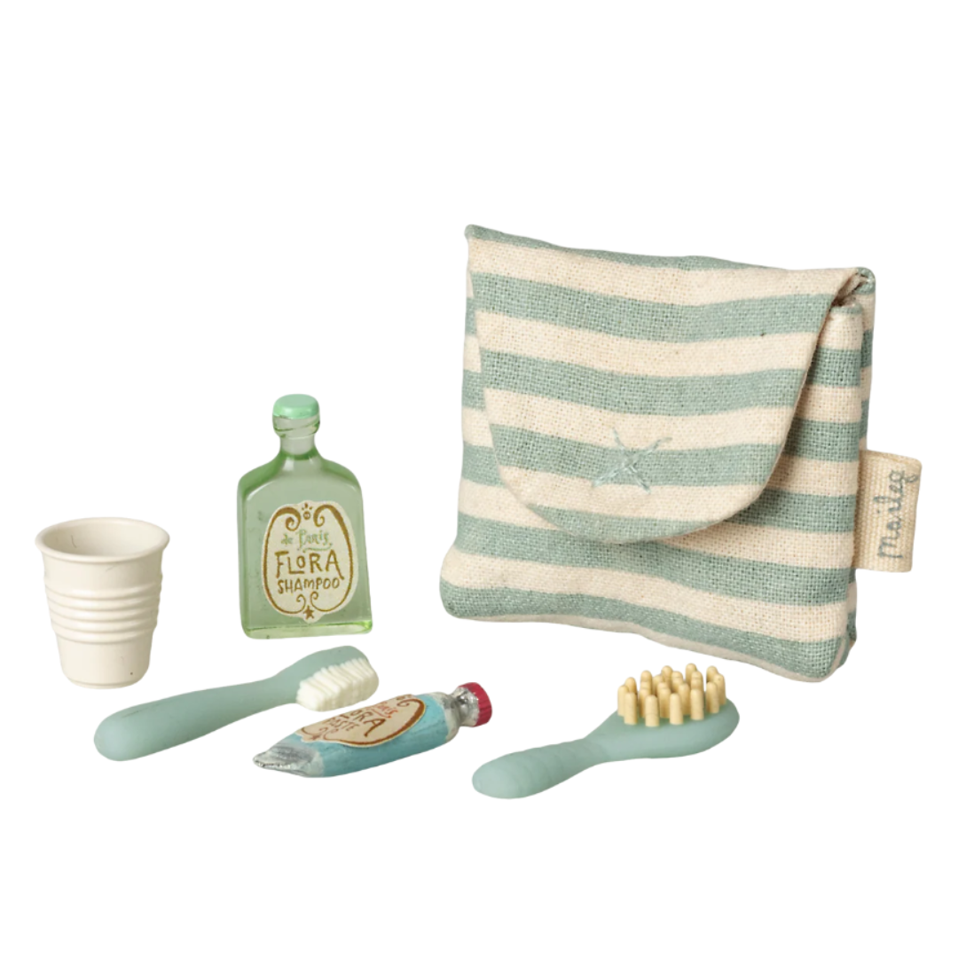 Tooth Brush Set in Bag, Mouse