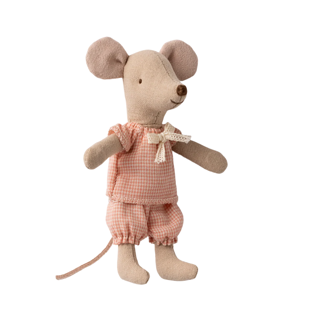 Little Sister Mouse in Matchbox