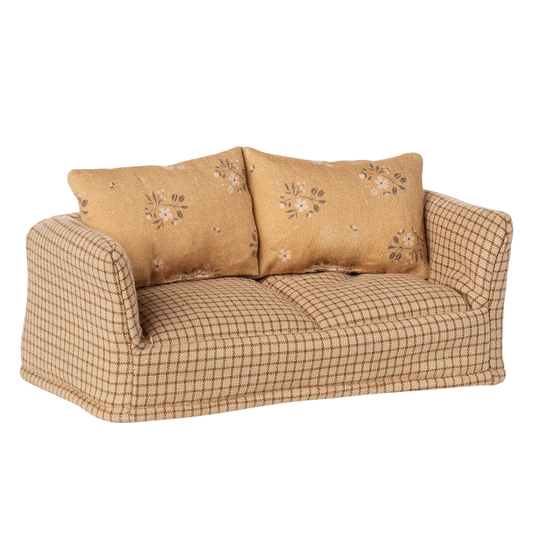 Couch, Mouse